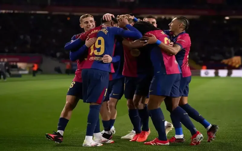 صفقة مرتقبة.. عرض الدوري الإنجليزي لرحيل نجم برشلونة 2026